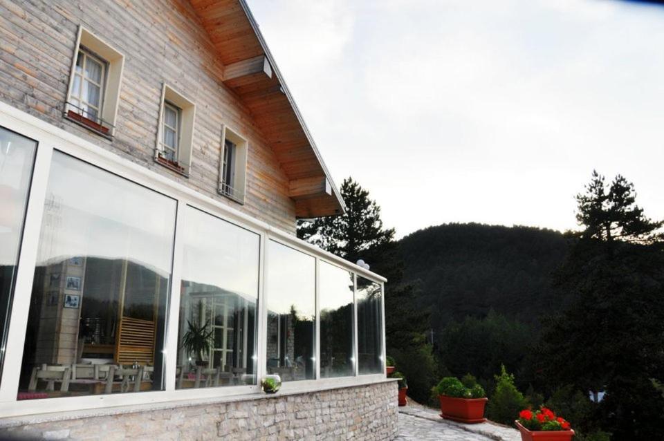 Hotel Snjezna Kuca - Nature Park Of Bosnia Herzegovina Padezina Extérieur photo
