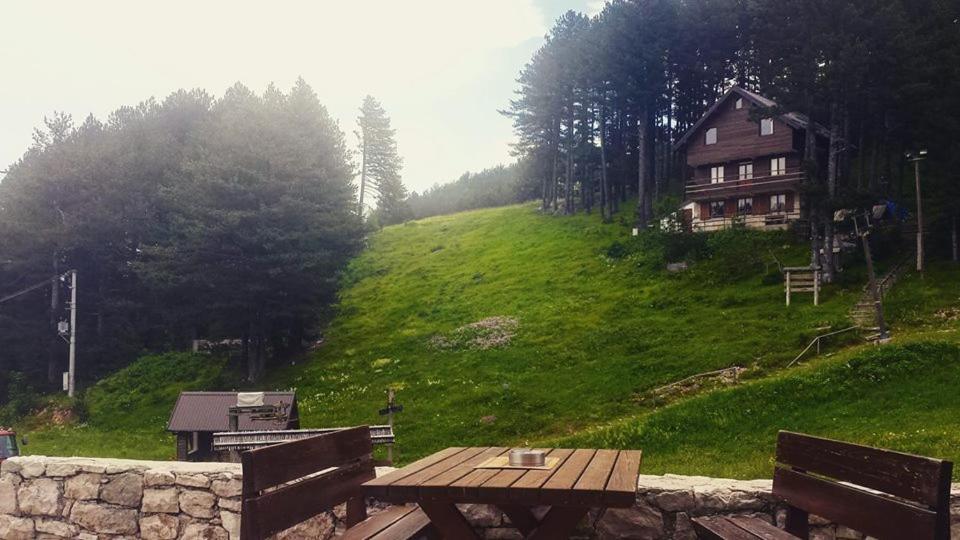 Hotel Snjezna Kuca - Nature Park Of Bosnia Herzegovina Padezina Extérieur photo